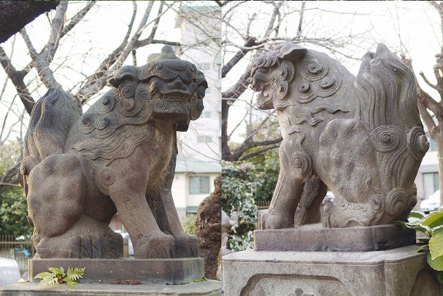 新宿区　<b>亀岡八幡宮</b>　 <span style='font-family:"AR P丸ゴシック体M"'>牛込榎町石工 鹽谷仁兵衛　文化元年<span lang="EN-US">8</span>月再建</span>